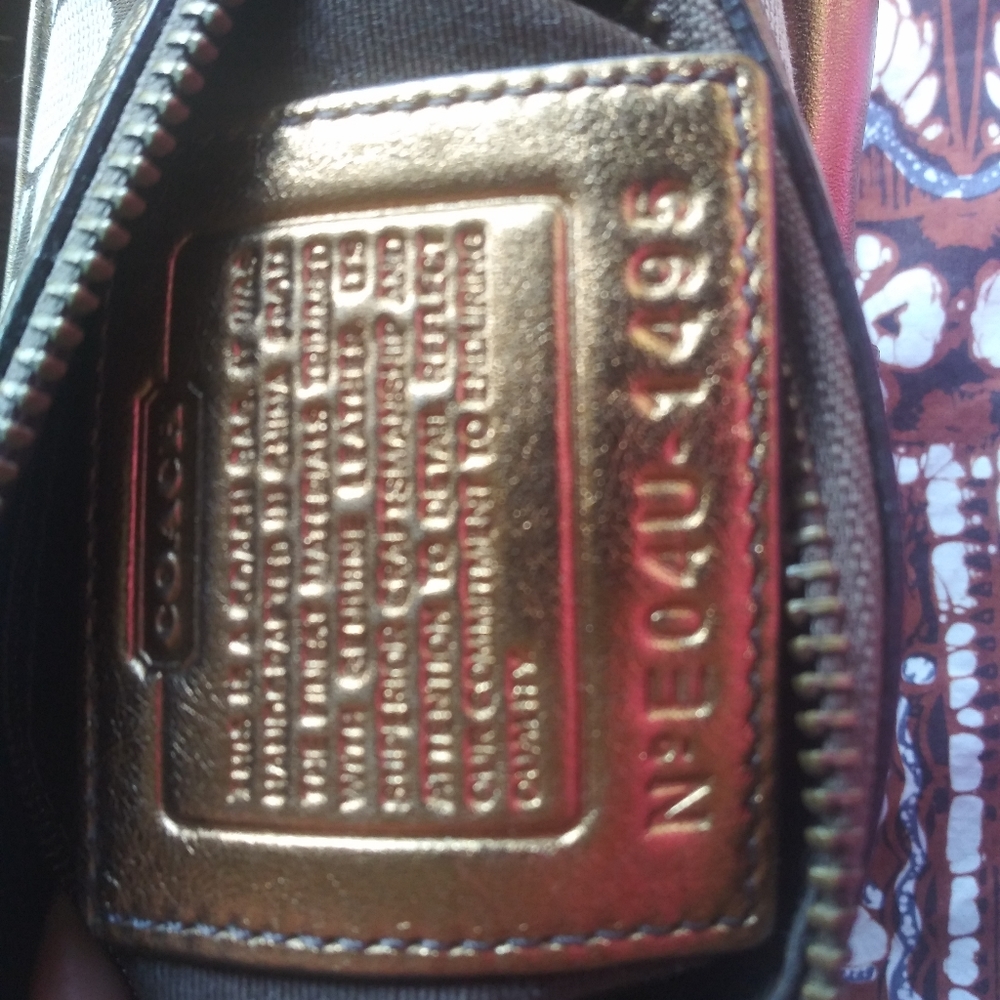Coach limited edition signature print shoulder bag - Picture 8 of 15